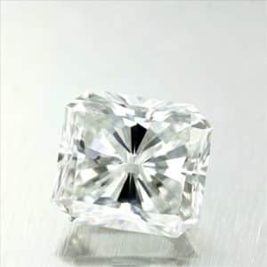 Radiant-shaped egl certified diamonds